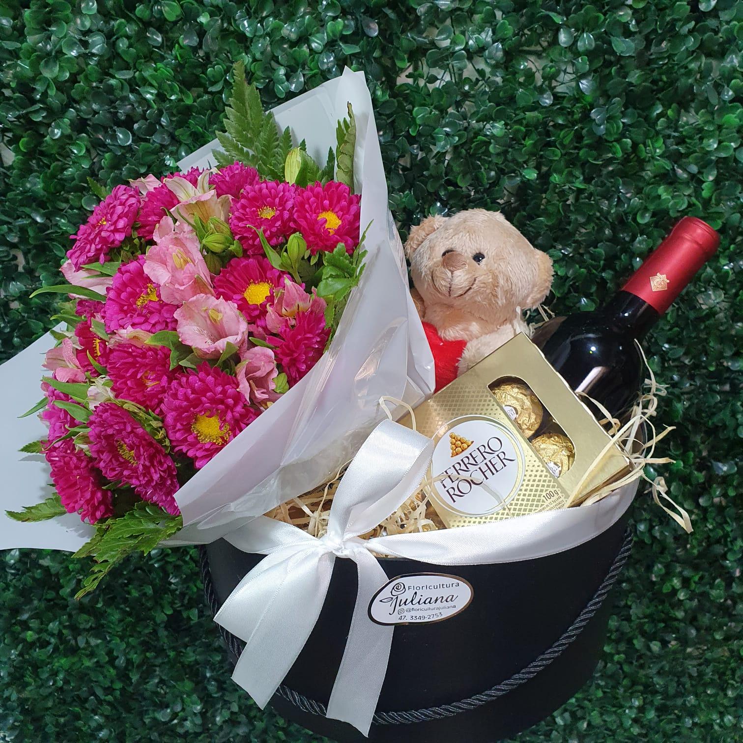 thumb-box-wine-and-bear-0