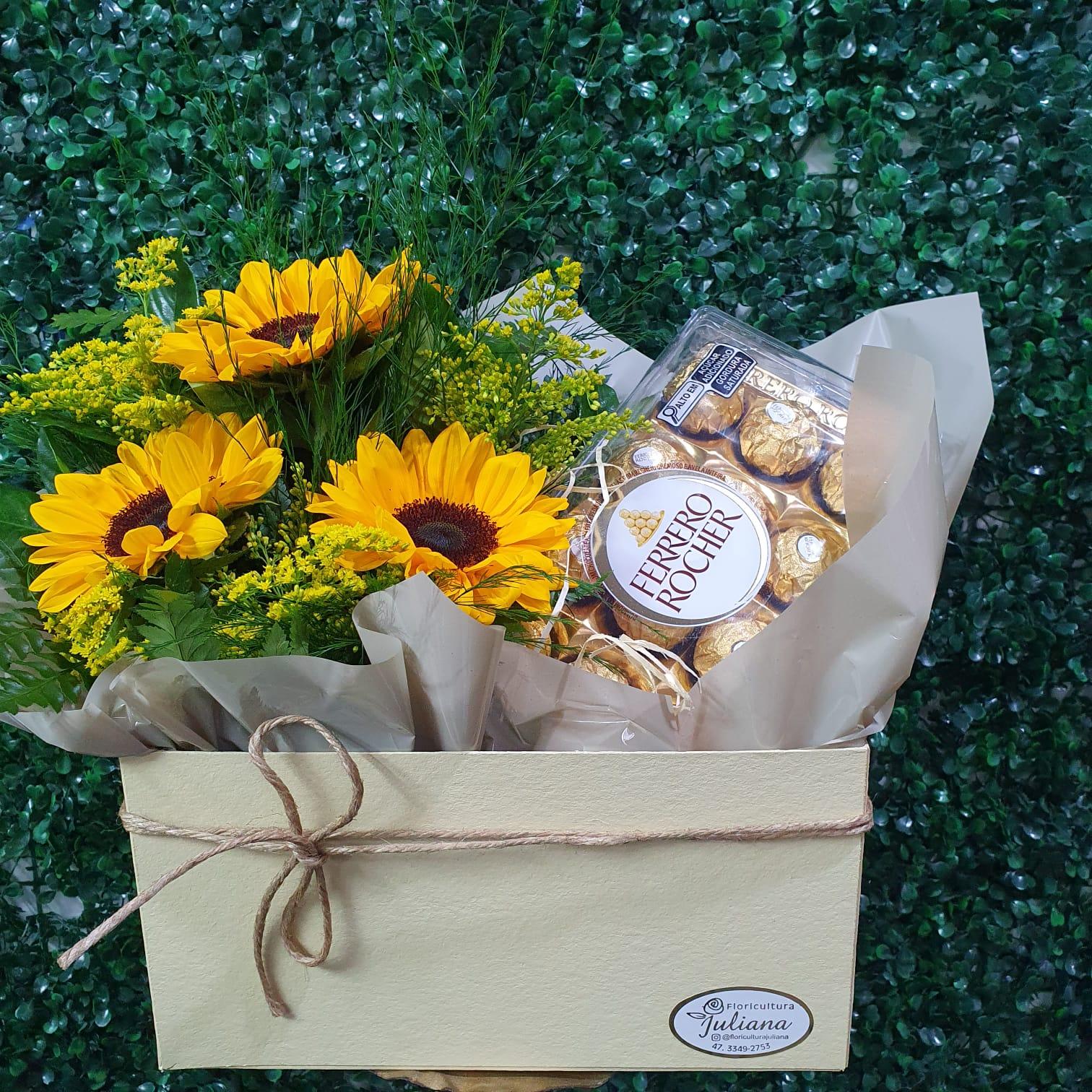 thumb-cachepo-arranjo-de-girassois-e-ferrero-1