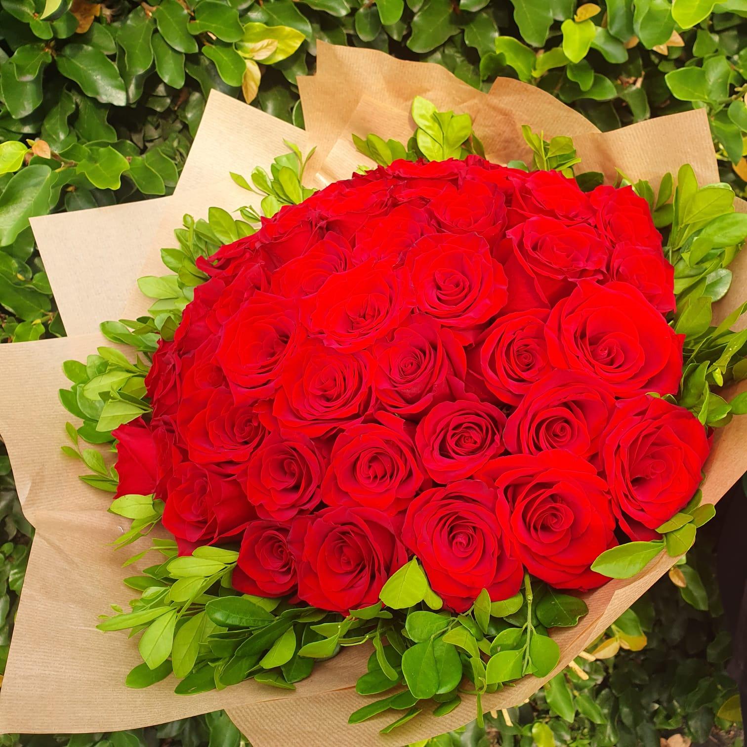 thumb-buque-de-rosas-importadas-espiral-50-unidades-0