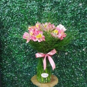 Arranjo buque mix com vaso de vidro